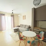 Isolda Albania Lejlighed