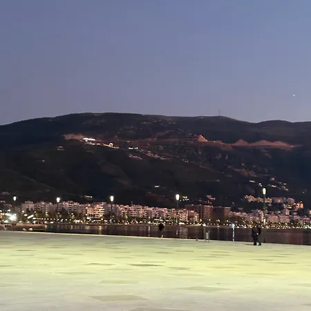 Isolda Albania Vlorë