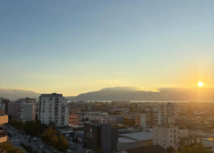 Isolda Albania * Vlorë